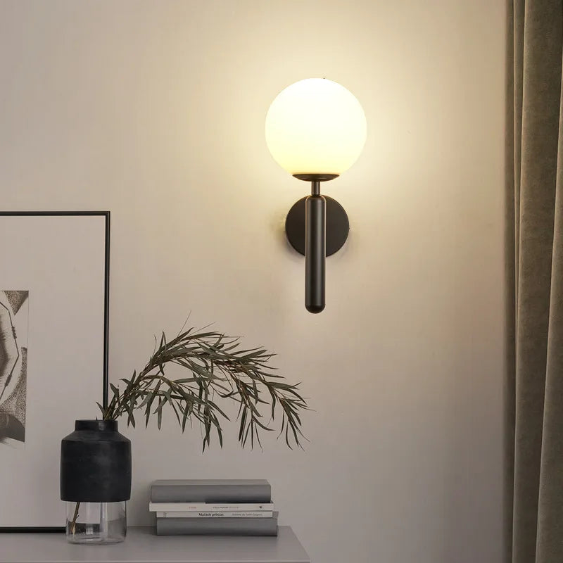Simple Modern Wall Lamp
