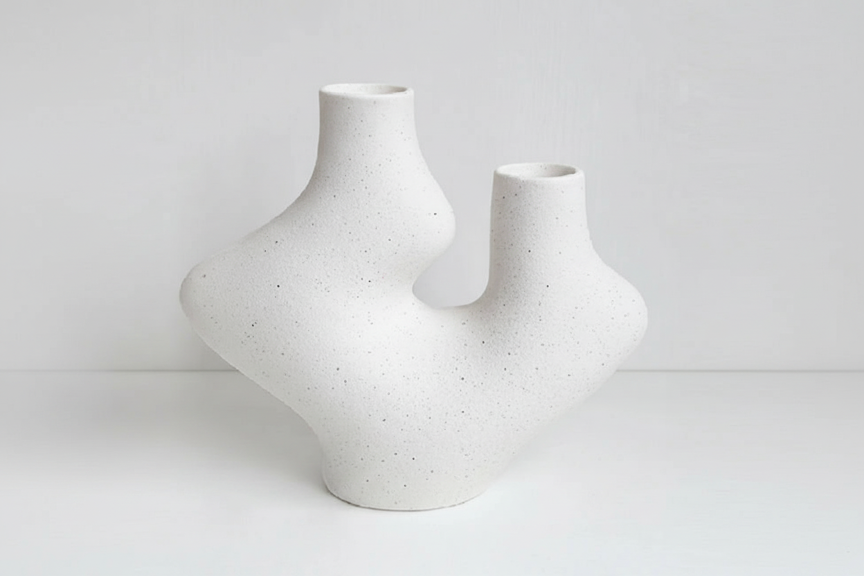 Vase image 10 - text removed